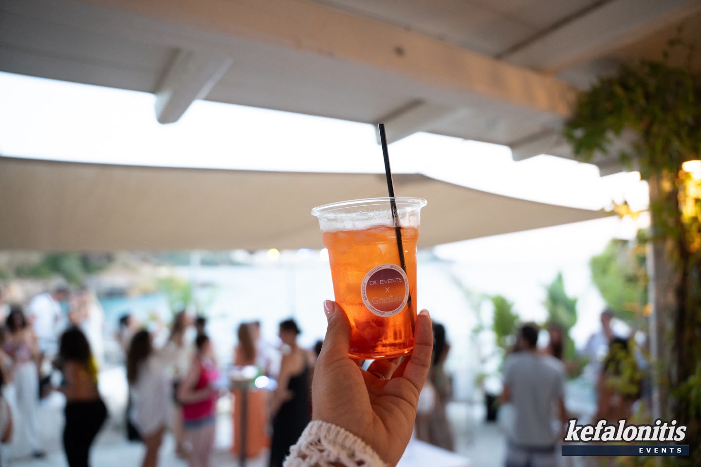 A DIL Events x Gradakia cocktail overlooking the bay